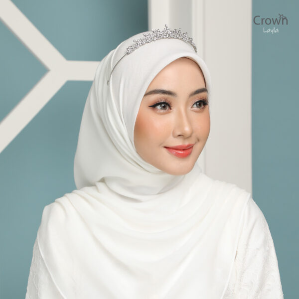 CROWN Bride - Layla - Image 3