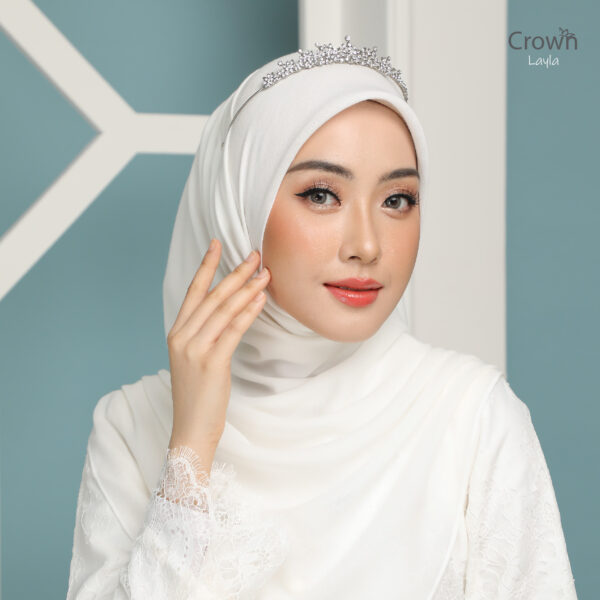 CROWN Bride - Layla - Image 5