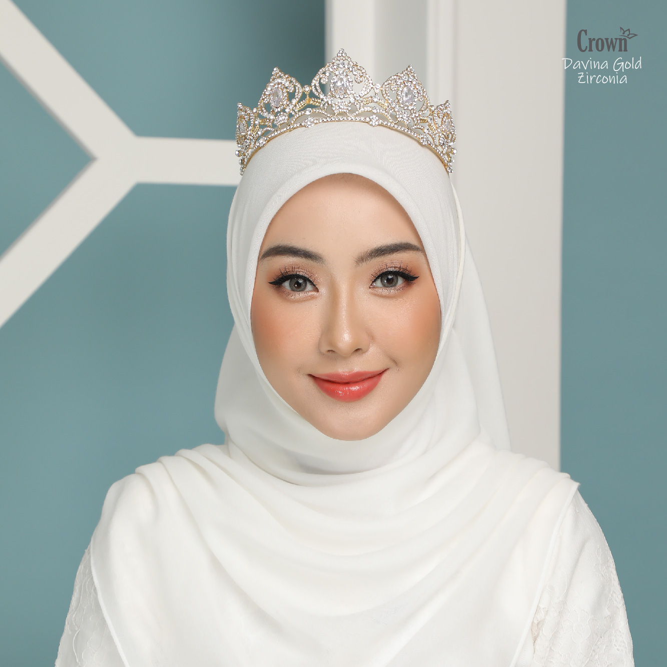 CROWN Bride - Davina Gold Zirconia - Image 2
