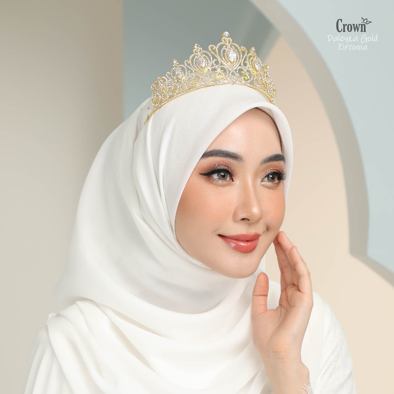 CROWN Bride - Daleyza Gold Zirconia - Image 5