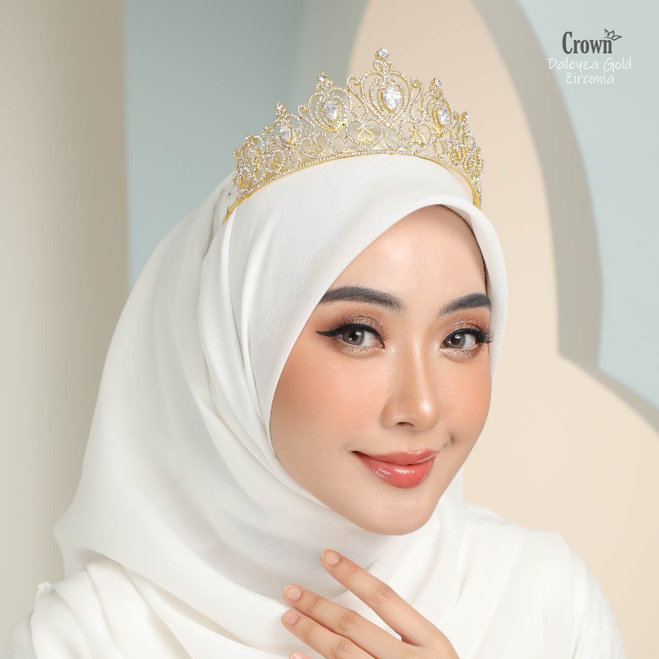 CROWN Bride - Daleyza Gold Zirconia - Image 4