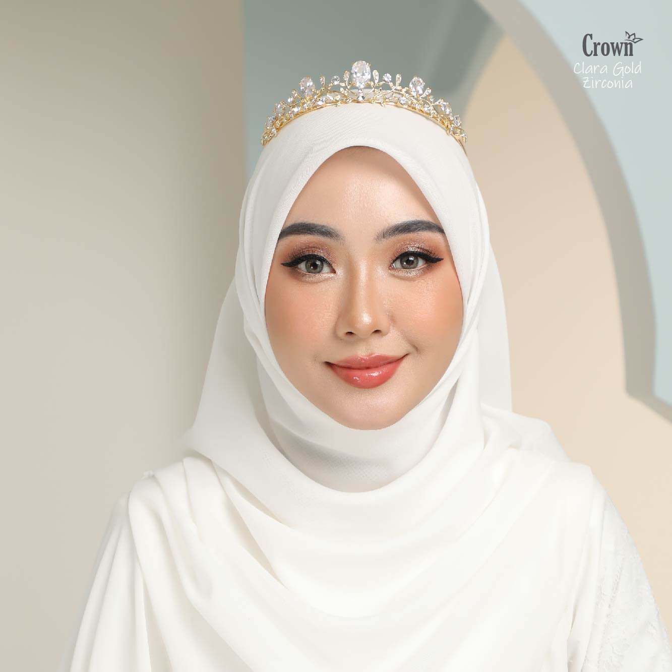CROWN Bride - Clara Gold Zirconia - Image 10