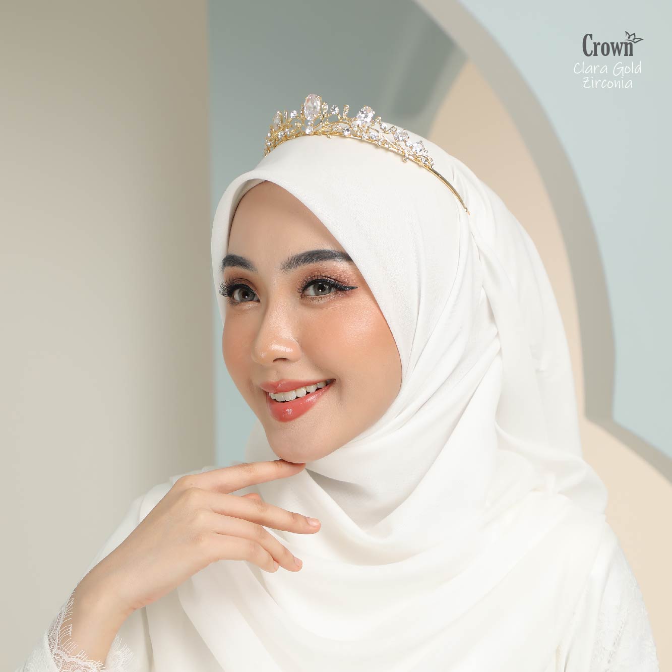 CROWN Bride - Clara Gold Zirconia - Image 5
