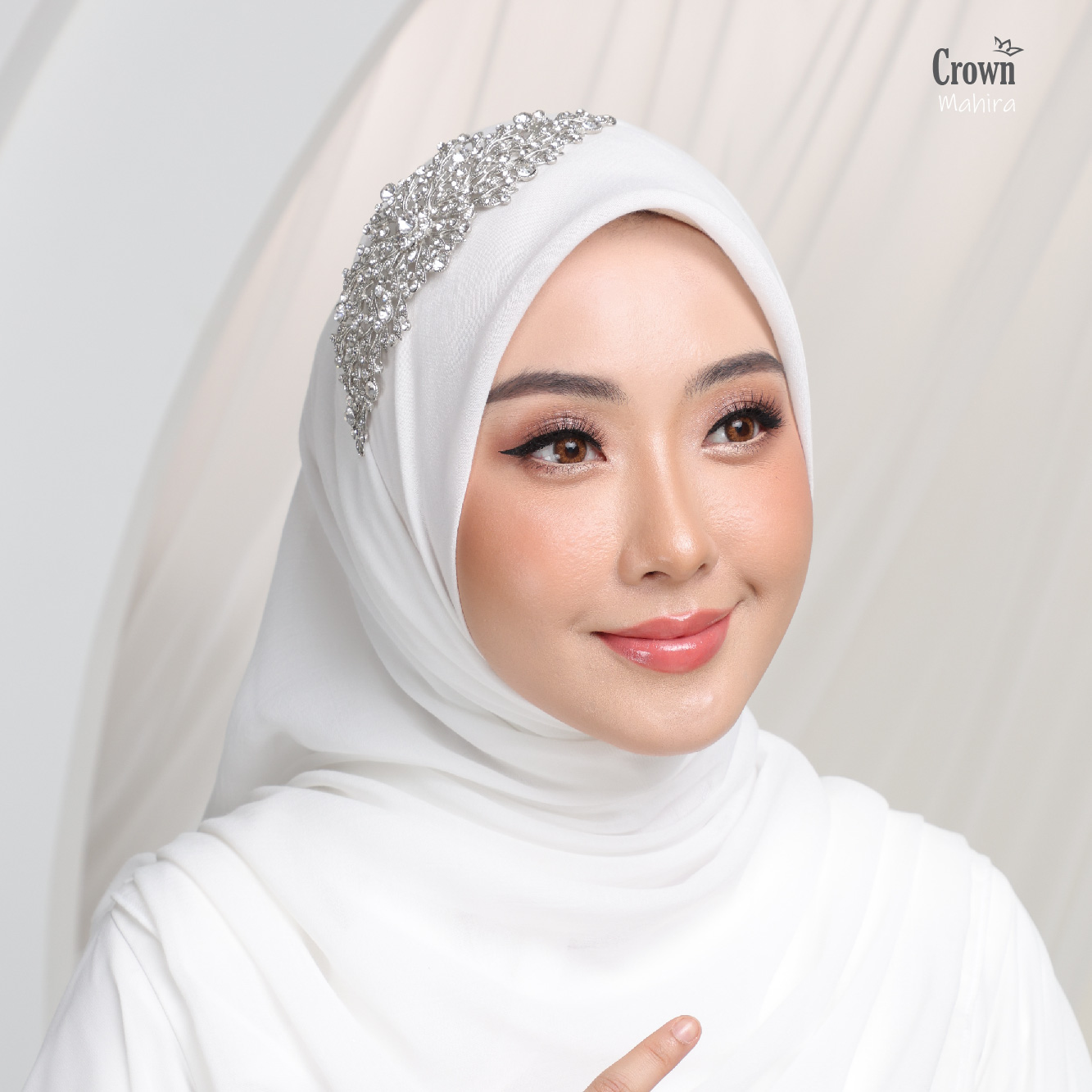 CROWN Bride - Mahira - Image 4