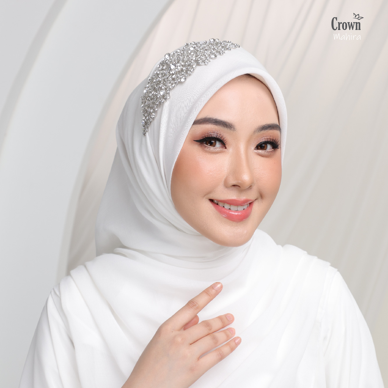 CROWN Bride - Mahira - Image 3